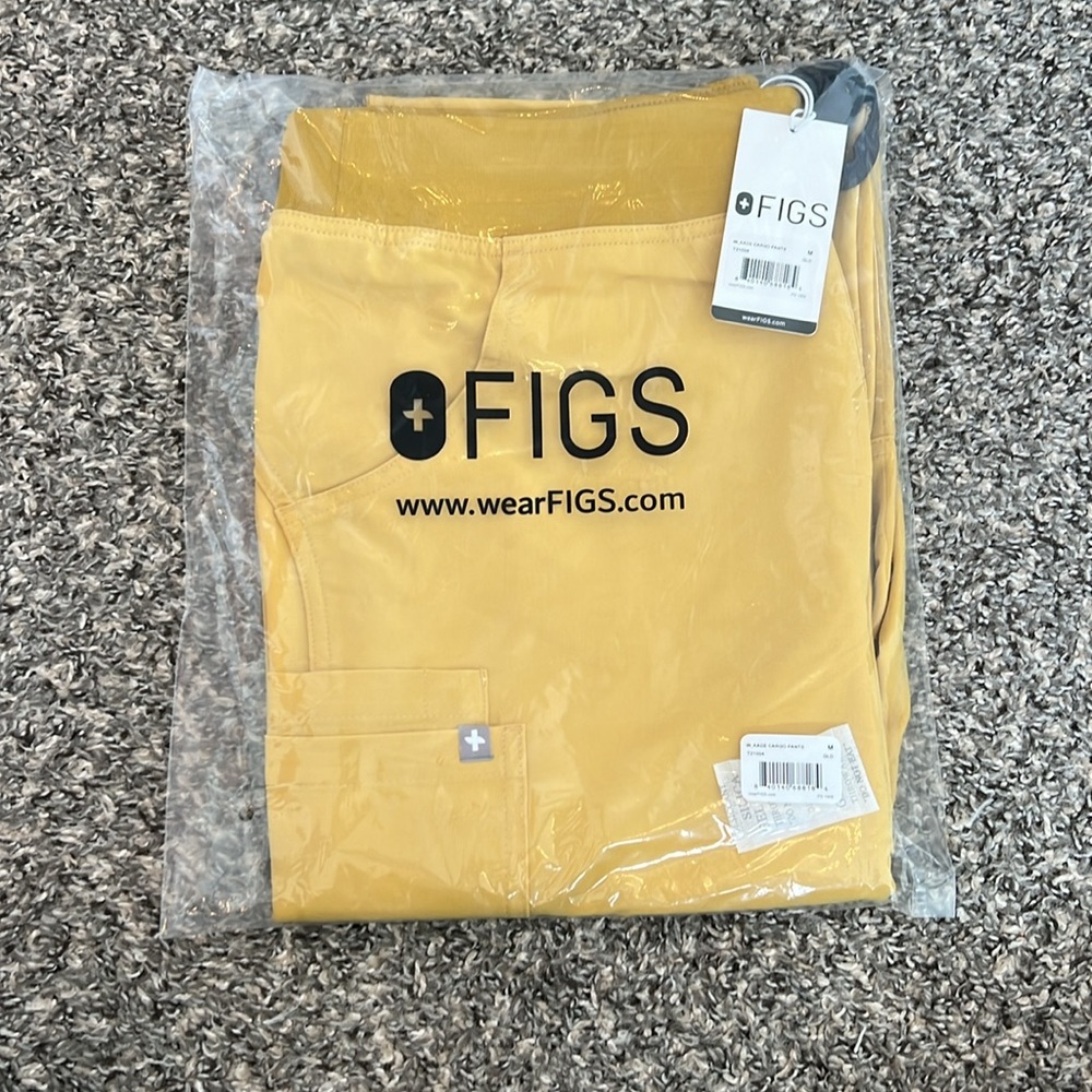 FIGS Scrub Pants